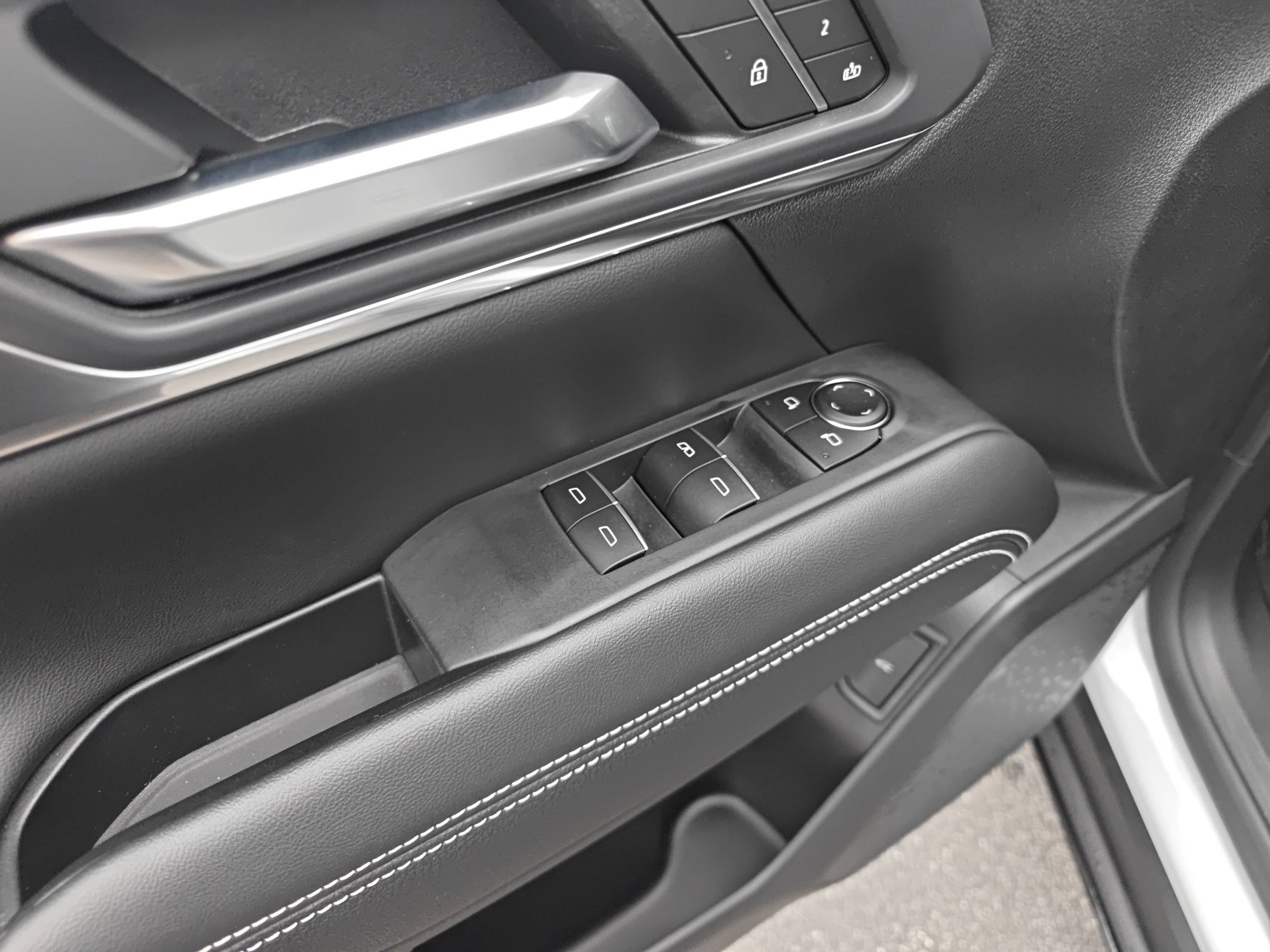Certified 2026 GMC Terrain Denali image 12