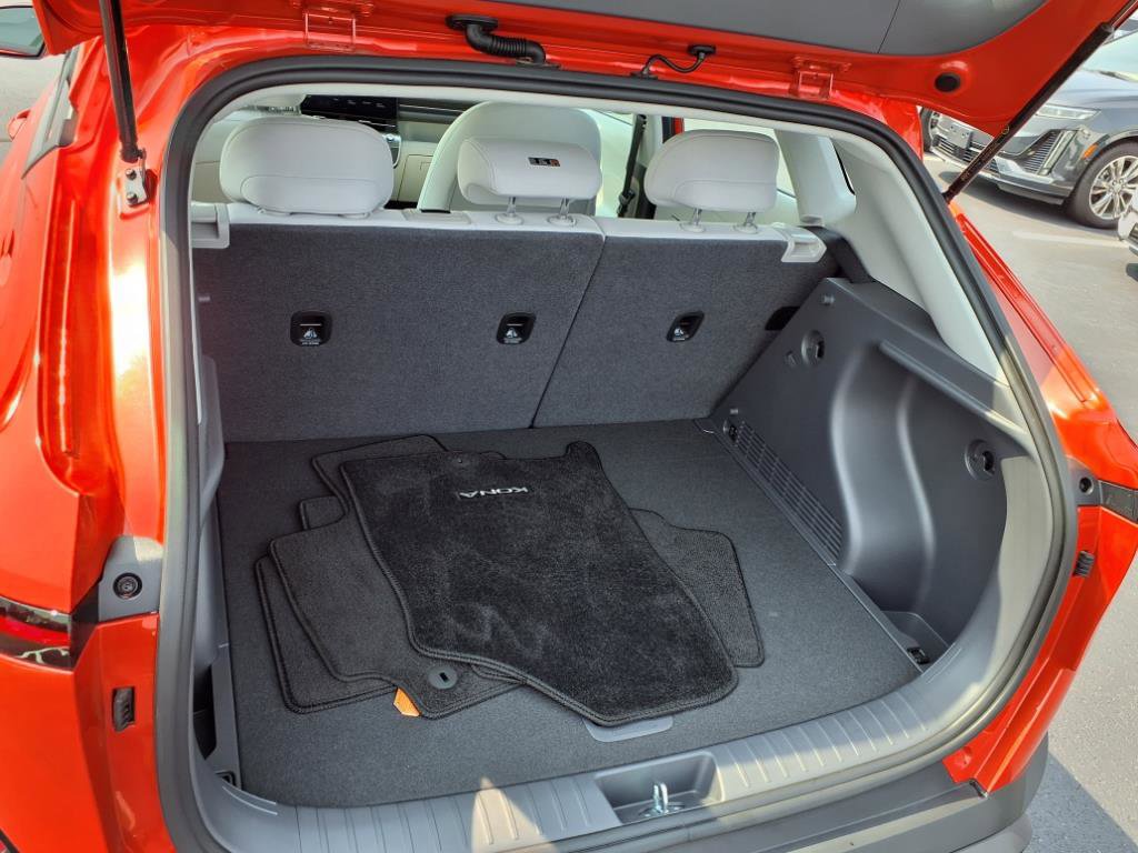 Used 2025 Hyundai Kona SE image 24