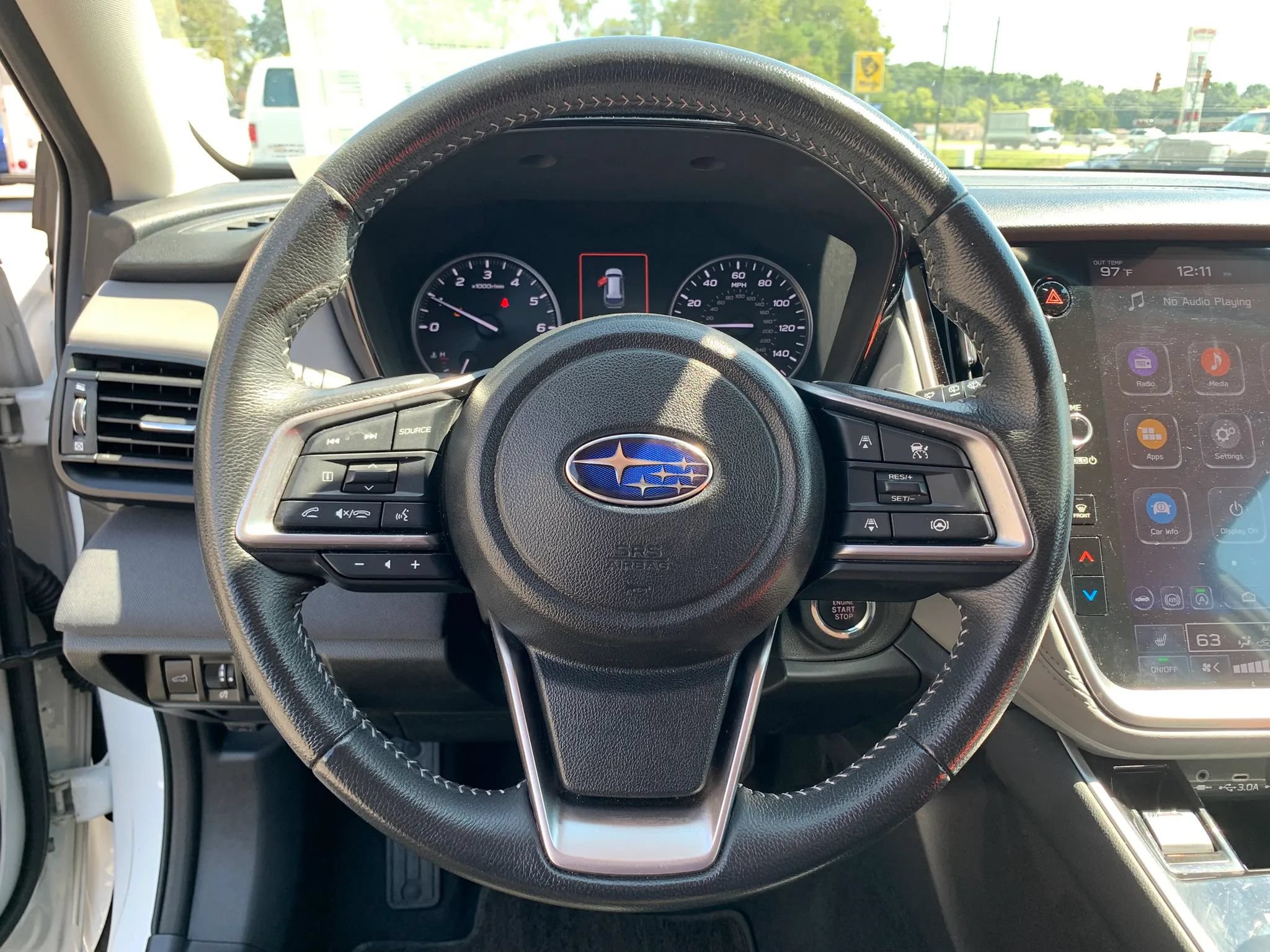 Used 2023 Subaru Outback Premium AWD/4WD image 10