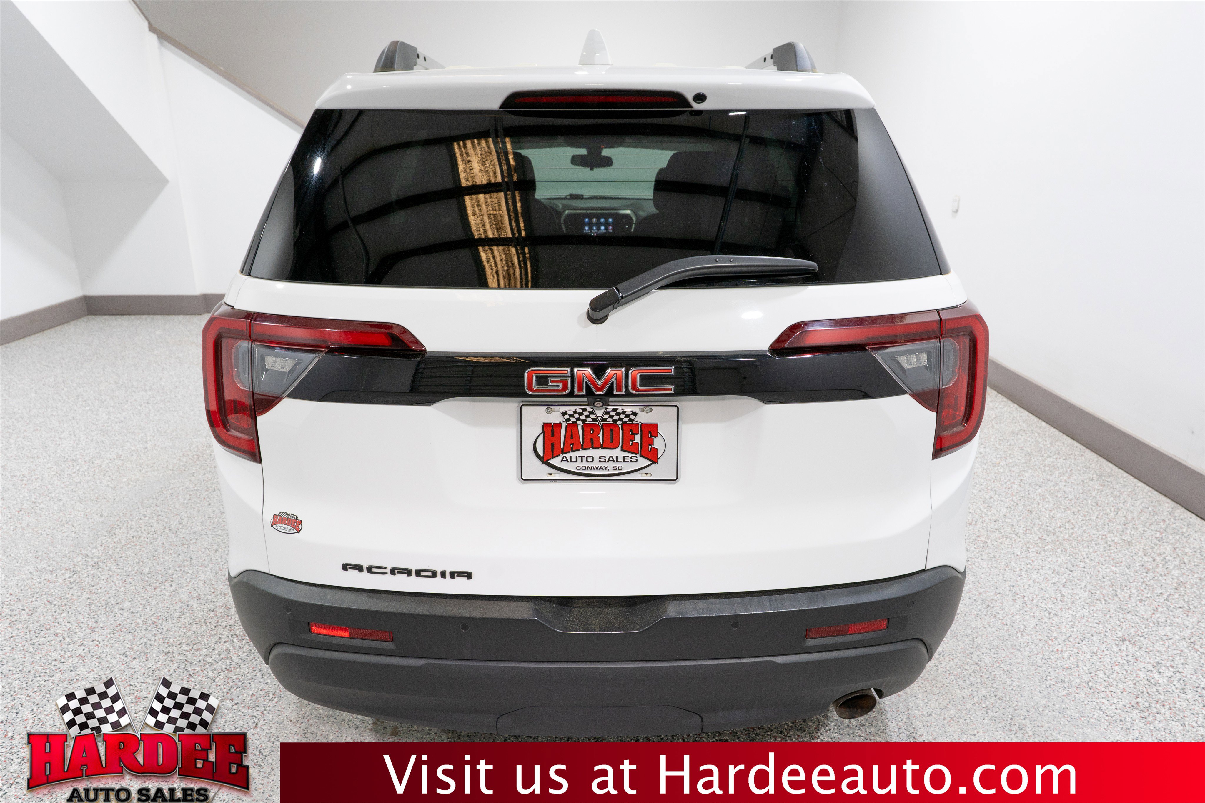 Used 2021 GMC Acadia SLE w/ Elevation Edition image 4