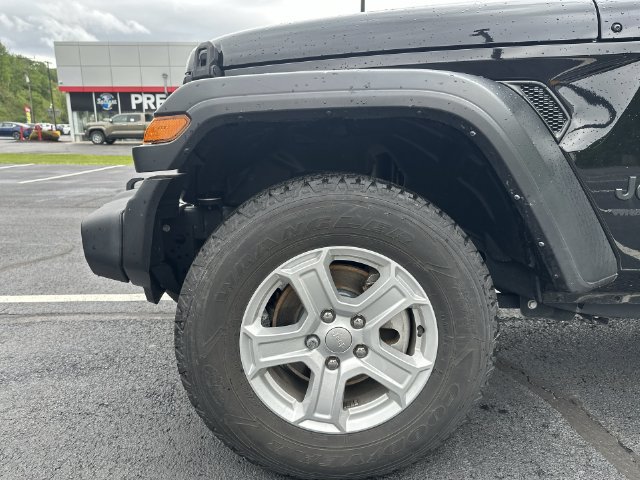 Used 2022 Jeep Wrangler Sport AWD/4WD image 21