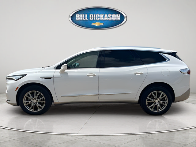 Used 2022 Buick Enclave Premium w/ Surround and Sites Package FWD image 4