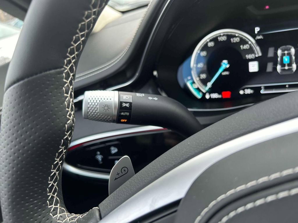 New 2025 Genesis Electrified GV70 Advanced w/ Prestige Package image 12