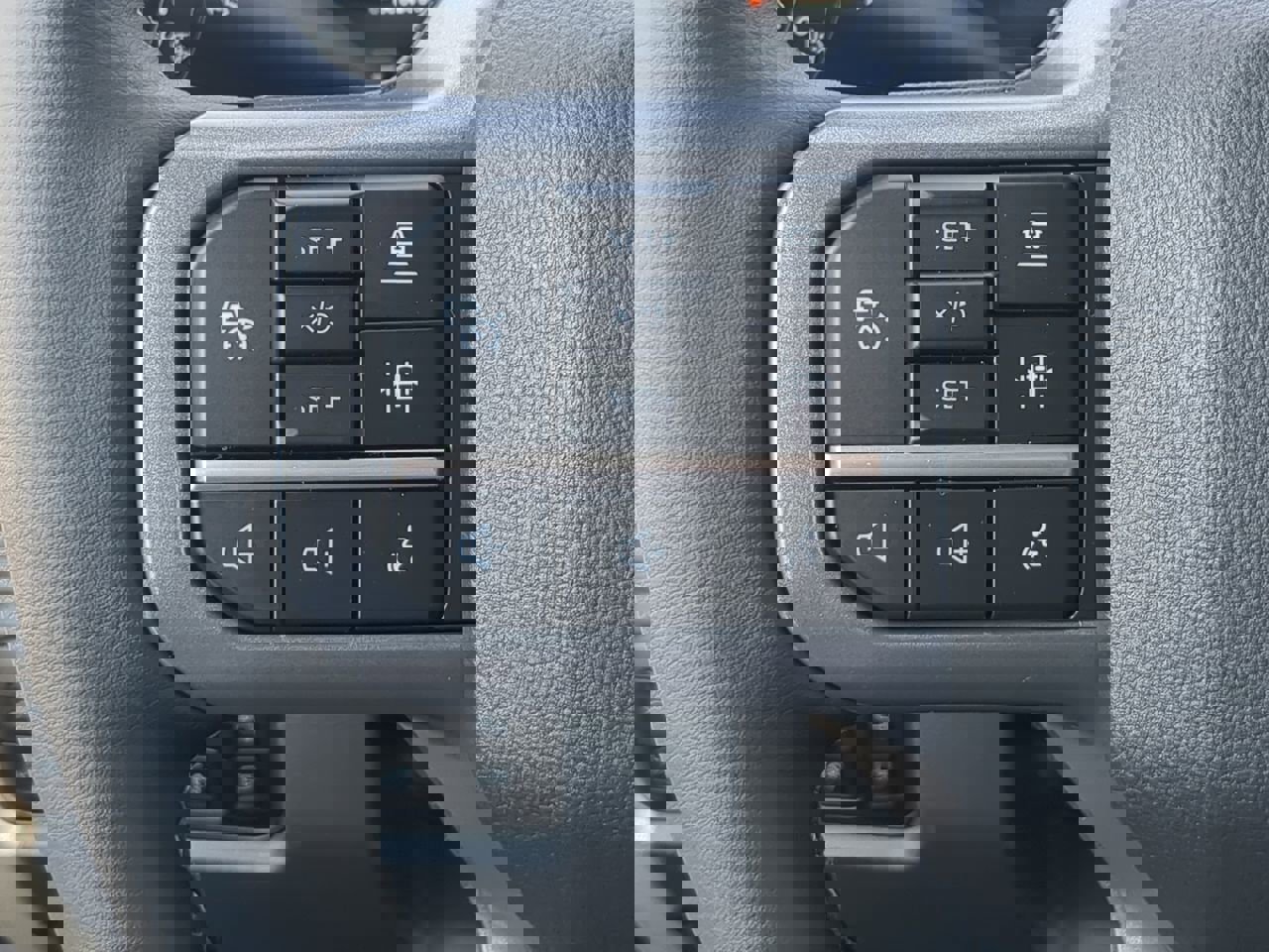 New 2026 Ford F250 Lariat w/ Black Appearance Package image 23