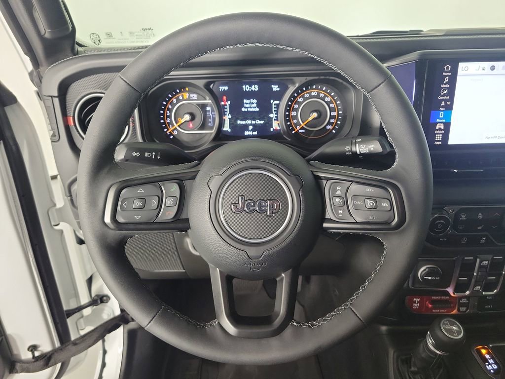 Used 2025 Jeep Gladiator Rubicon image 18