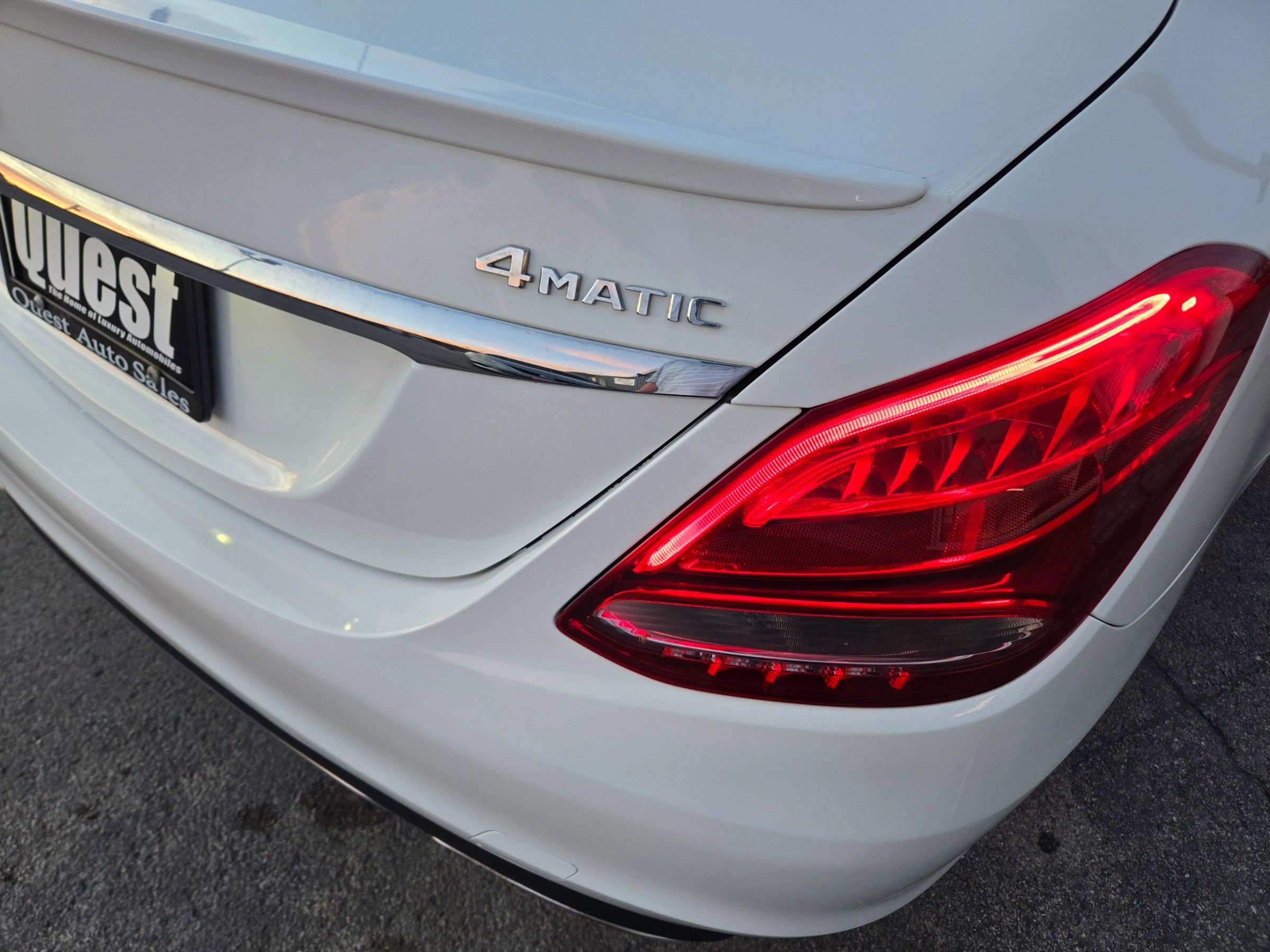 Used 2017 Mercedes-Benz C 300 4MATIC Sedan image 20