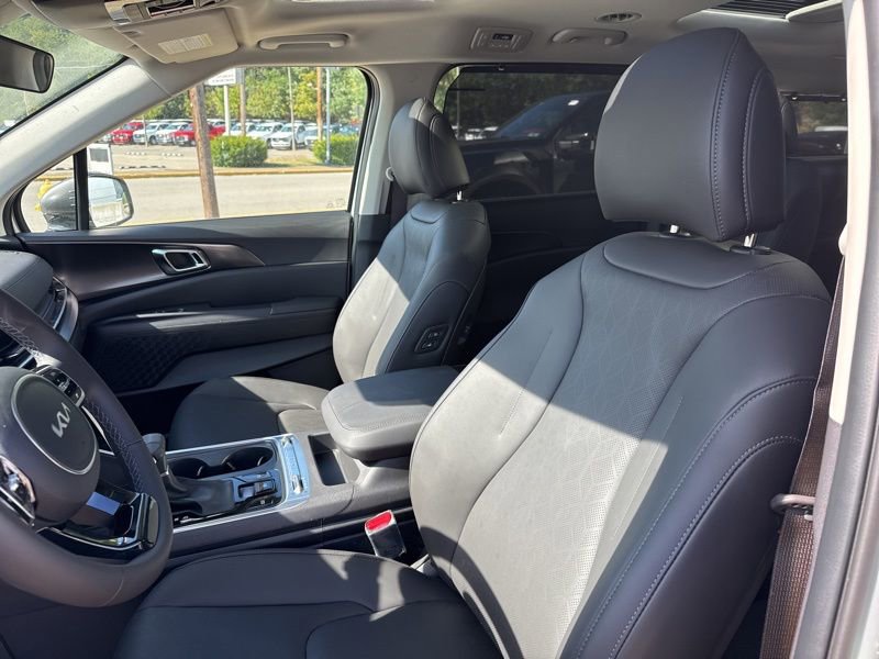 New 2026 Kia Carnival SX w/ SX Dark Edition Package image 28