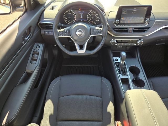 New 2026 Nissan Altima 2.5 SV FWD image 6