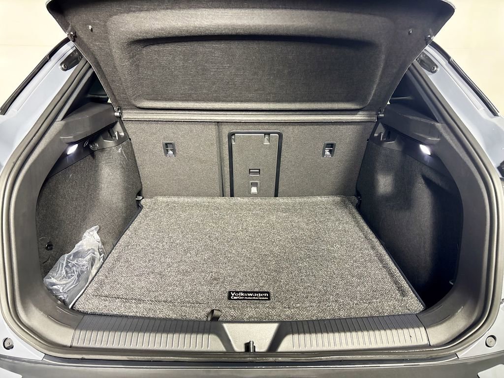 Certified 2024 Volkswagen ID.4 Pro S image 23