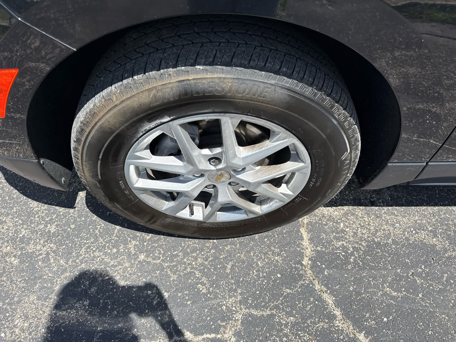 Used 2023 Chevrolet Equinox LT AWD/4WD image 2
