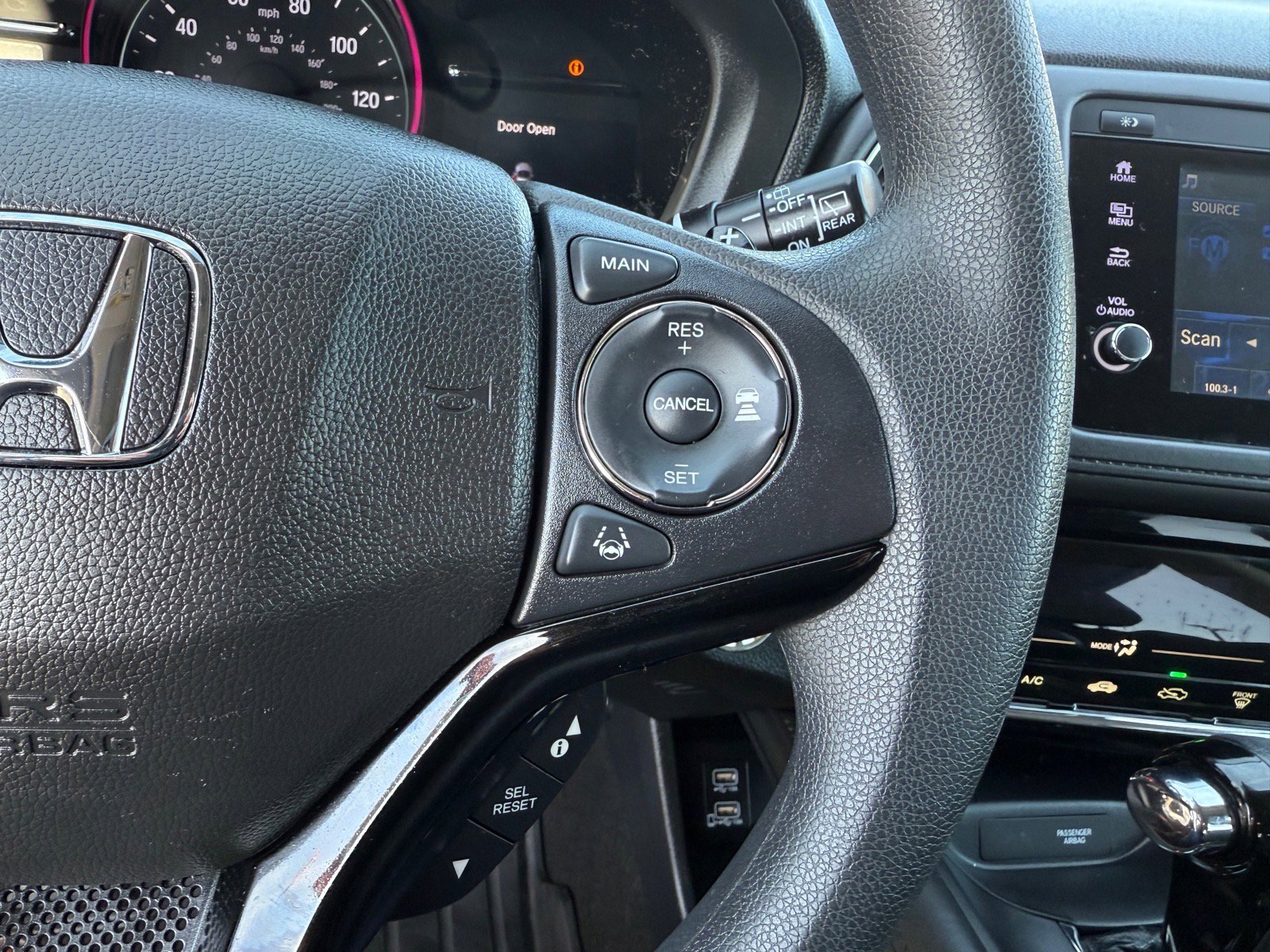 Used 2020 Honda HR-V EX image 35