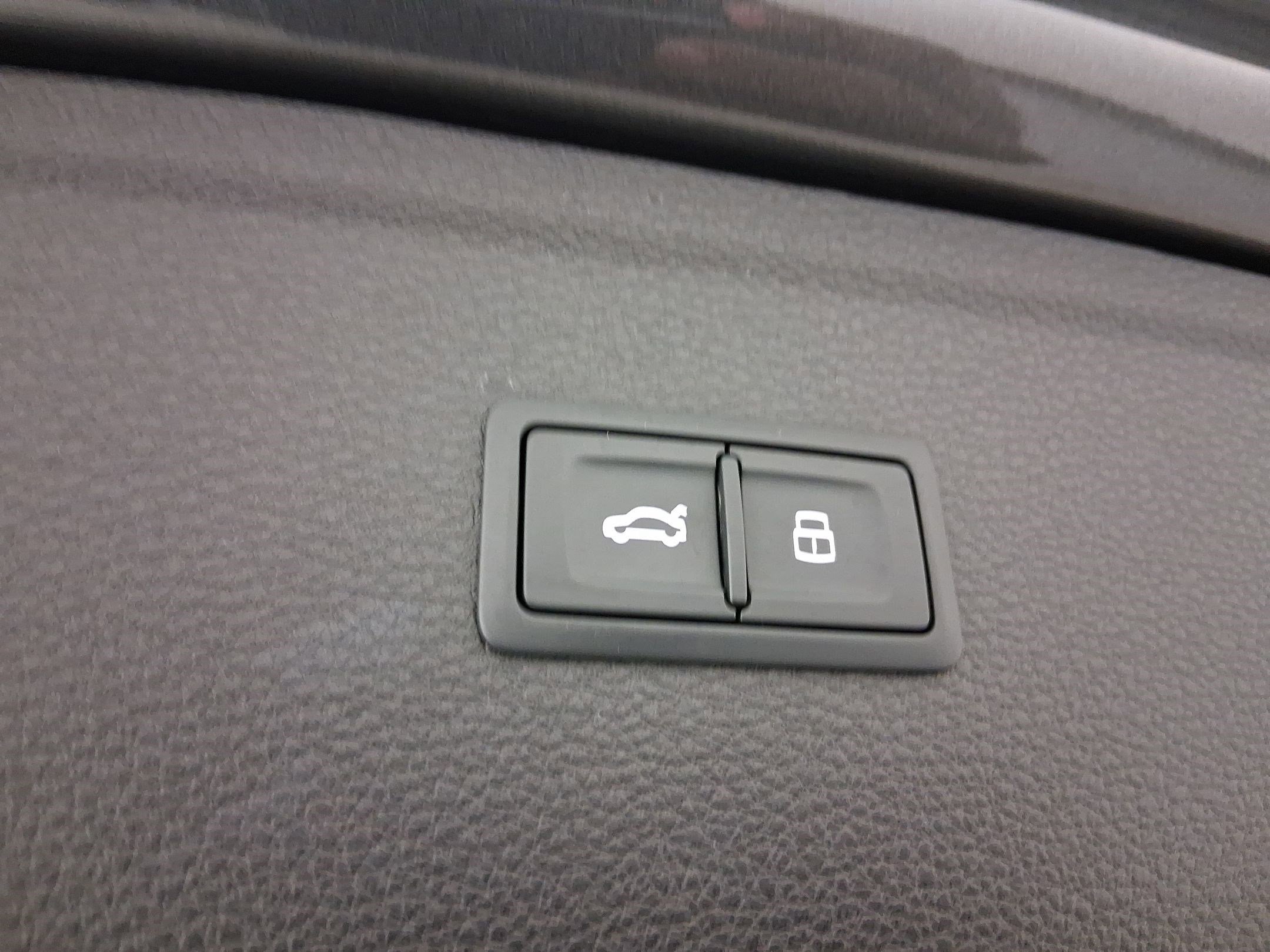 Used 2025 Audi Q5 e Premium Plus image 31