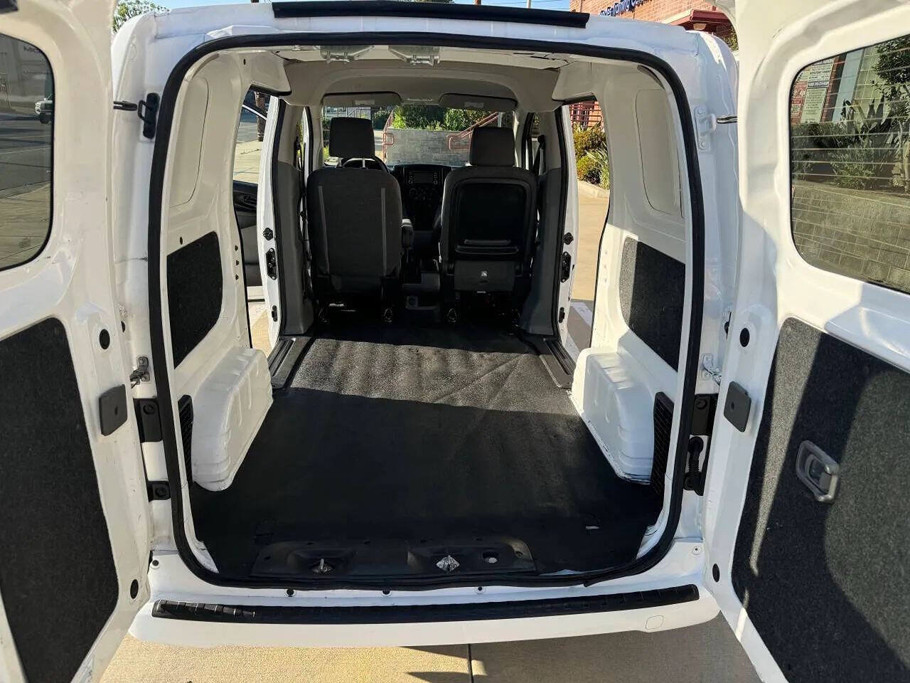 Used 2019 Nissan NV200 SV w/ Navigation Package FWD image 10