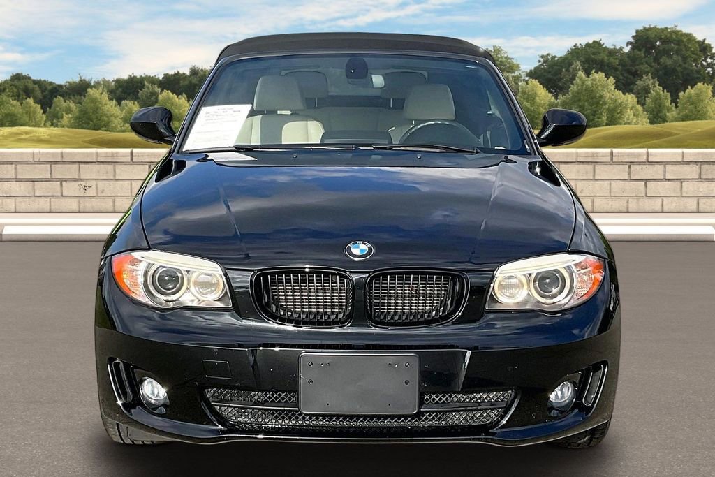 Used 2013 BMW 128i Convertible RWD image 3