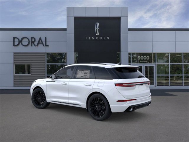 New 2026 Lincoln Corsair Premiere image 4