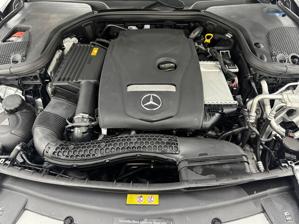 Used 2018 Mercedes-Benz E 300 4MATIC image 38