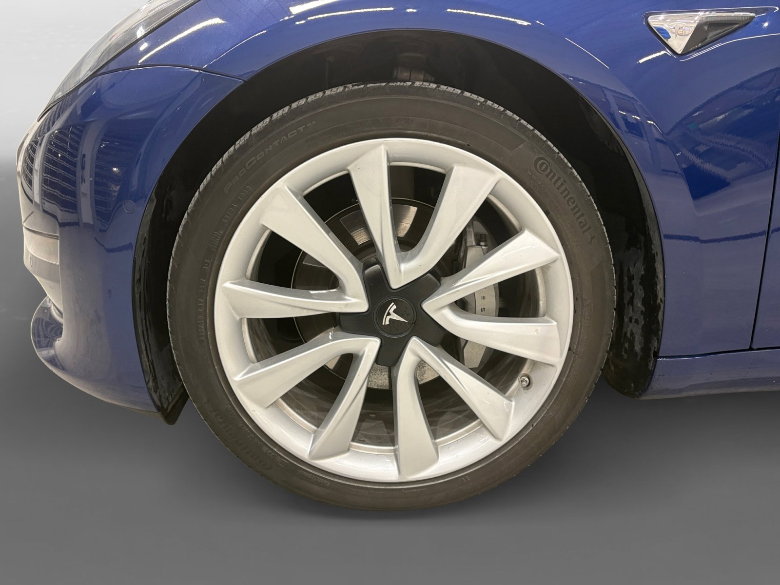 Used 2020 Tesla Model 3 Long Range image 19