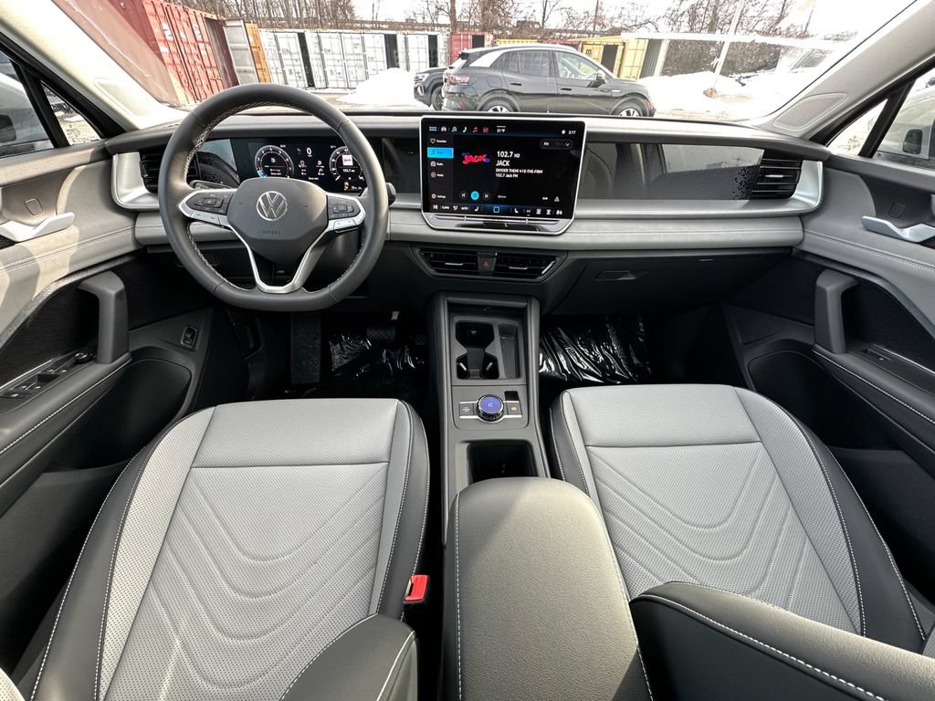 New 2026 Volkswagen Tiguan SE AWD/4WD image 22