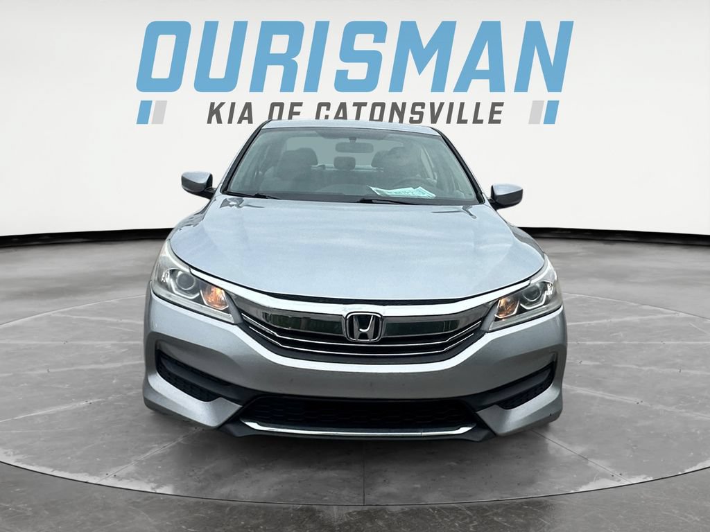Used 2017 Honda Accord LX image 8
