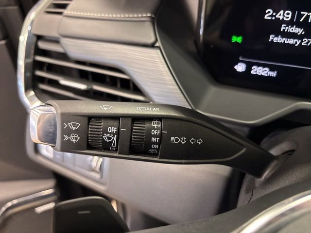 Used 2025 GMC Acadia Elevation image 31