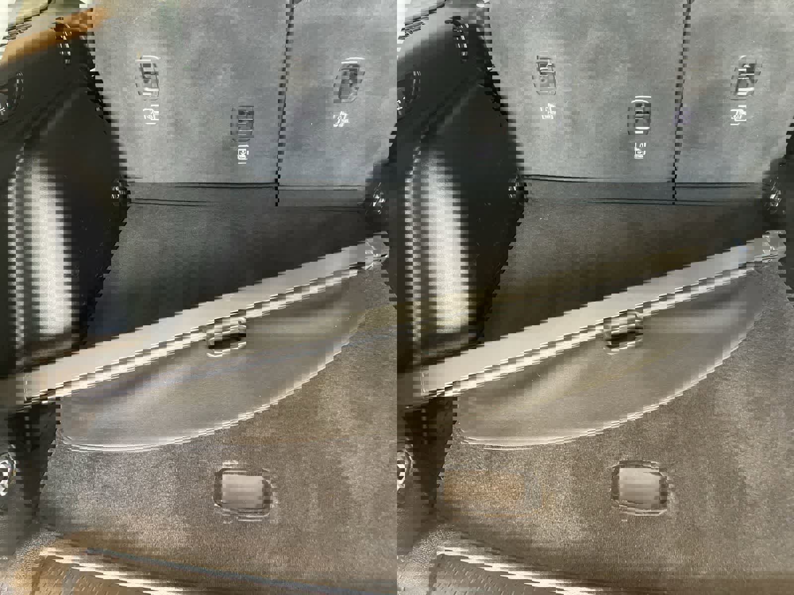 Used 2023 Jeep Grand Cherokee Limited w/ Luxury Tech Group II image 30