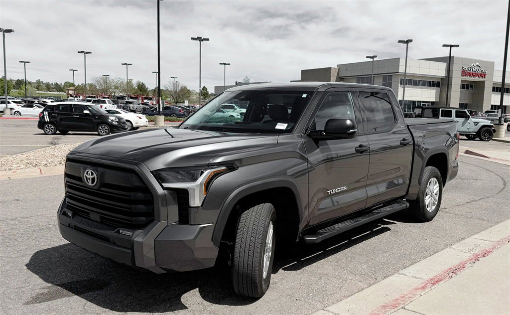 Used 2023 Toyota Tundra SR5 w/ SR5 Convenience Package image 4