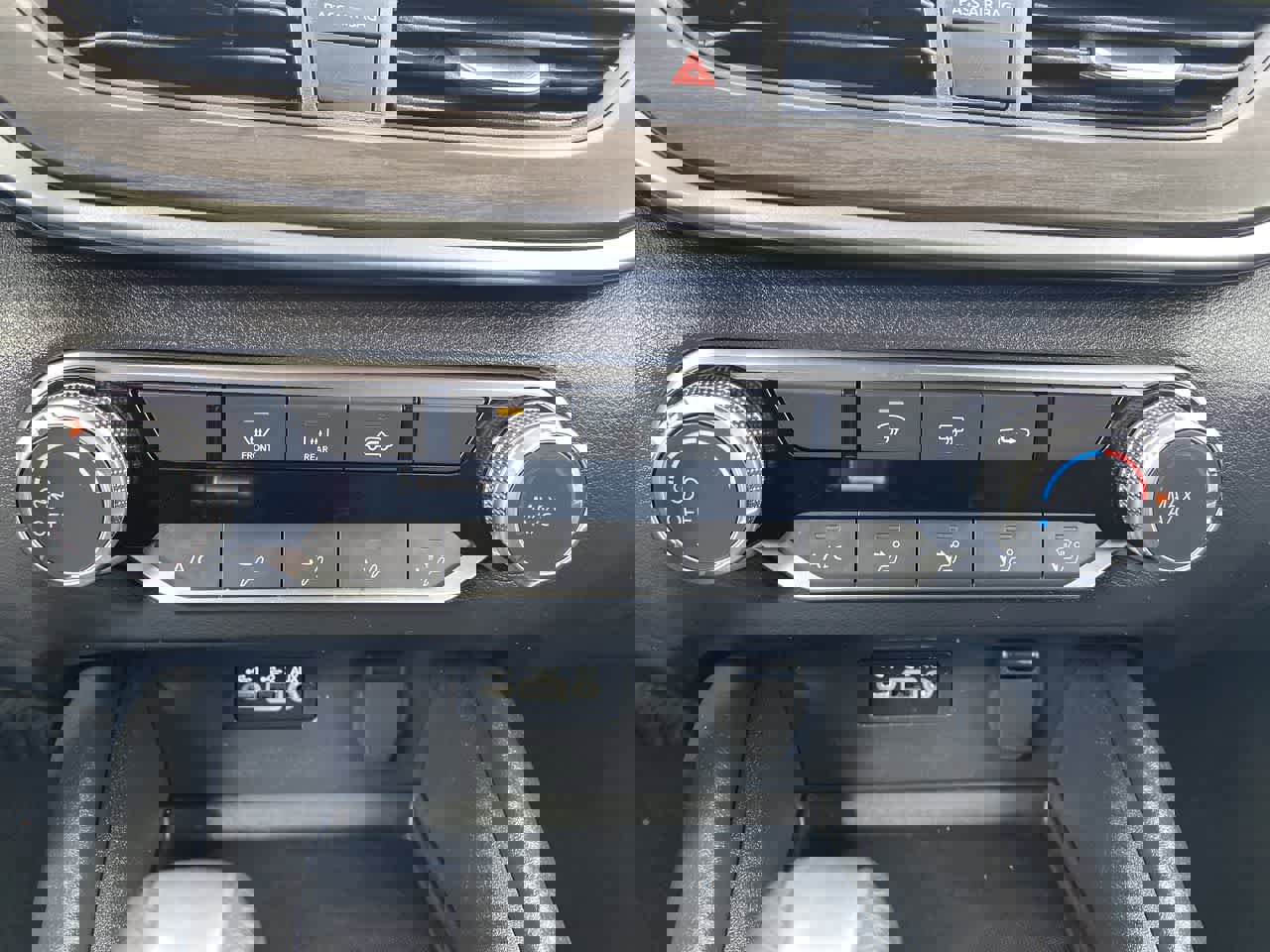 Used 2025 Nissan Altima 2.5 SV image 18