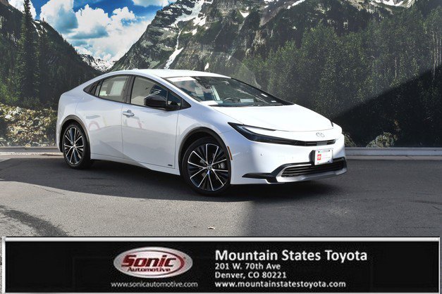 Certified 2024 Toyota Prius XLE image 1