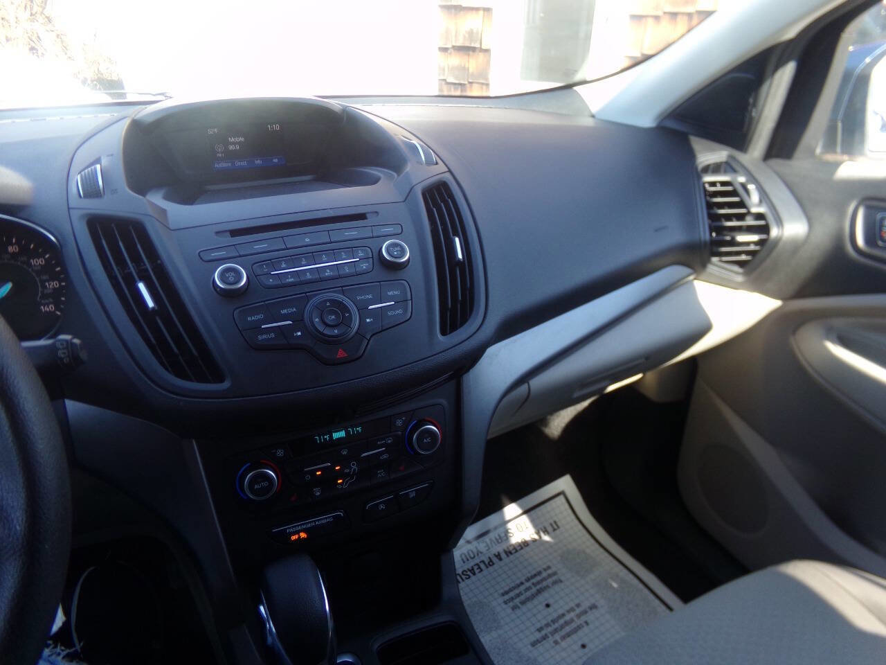 Used 2018 Ford Escape SE image 21