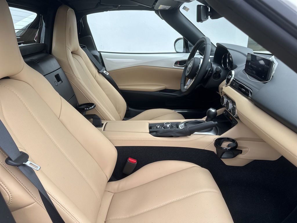 New 2026 MAZDA MX-5 Miata RF Grand Touring image 10
