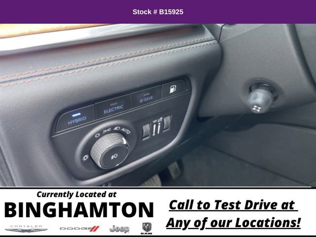 Used 2022 Jeep Grand Cherokee Summit image 17