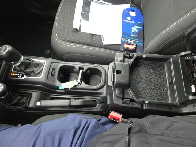 Used 2021 Jeep Wrangler Sport S image 51