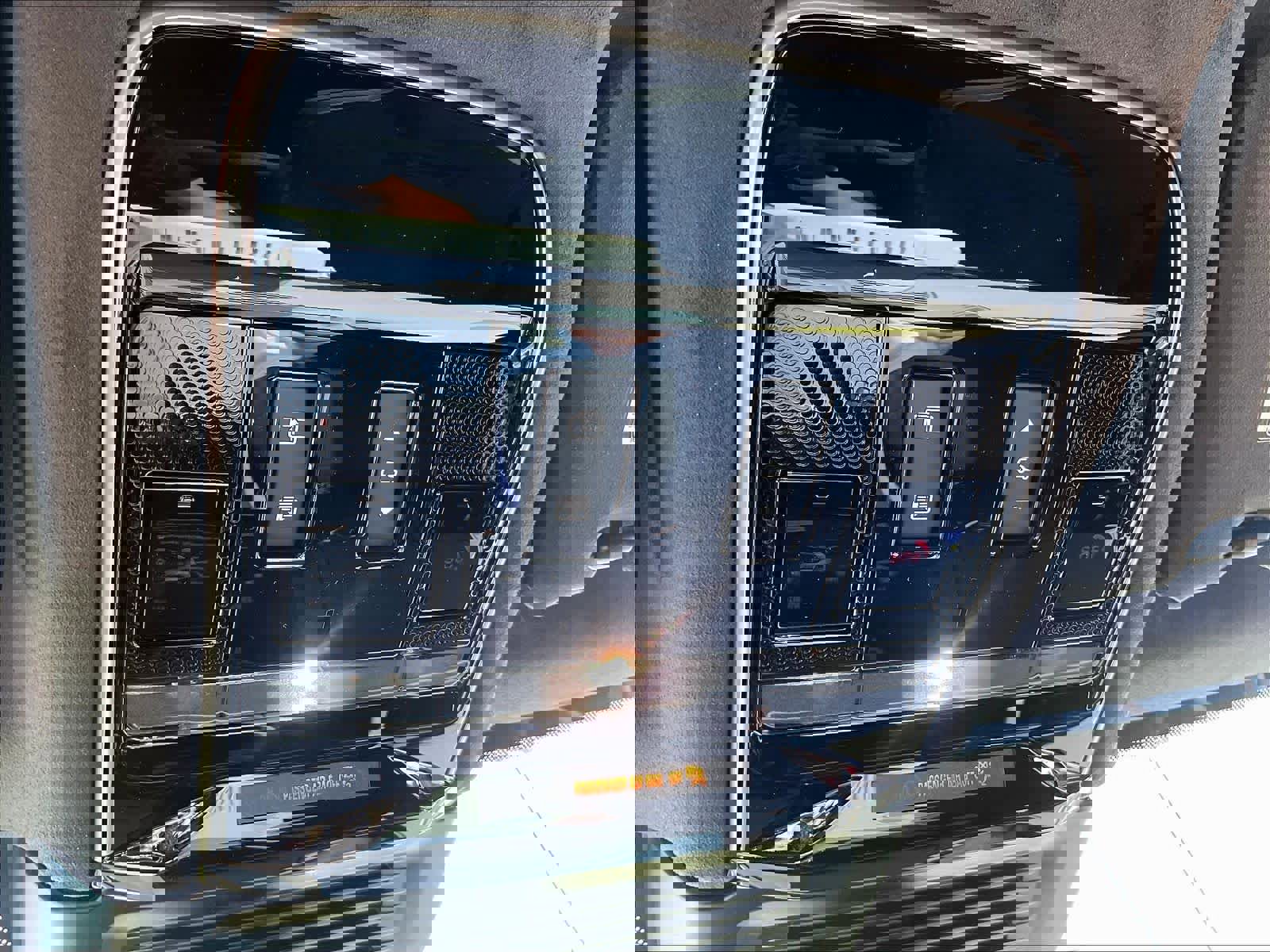 New 2025 Land Rover Range Rover Sport SV Edition Two image 23