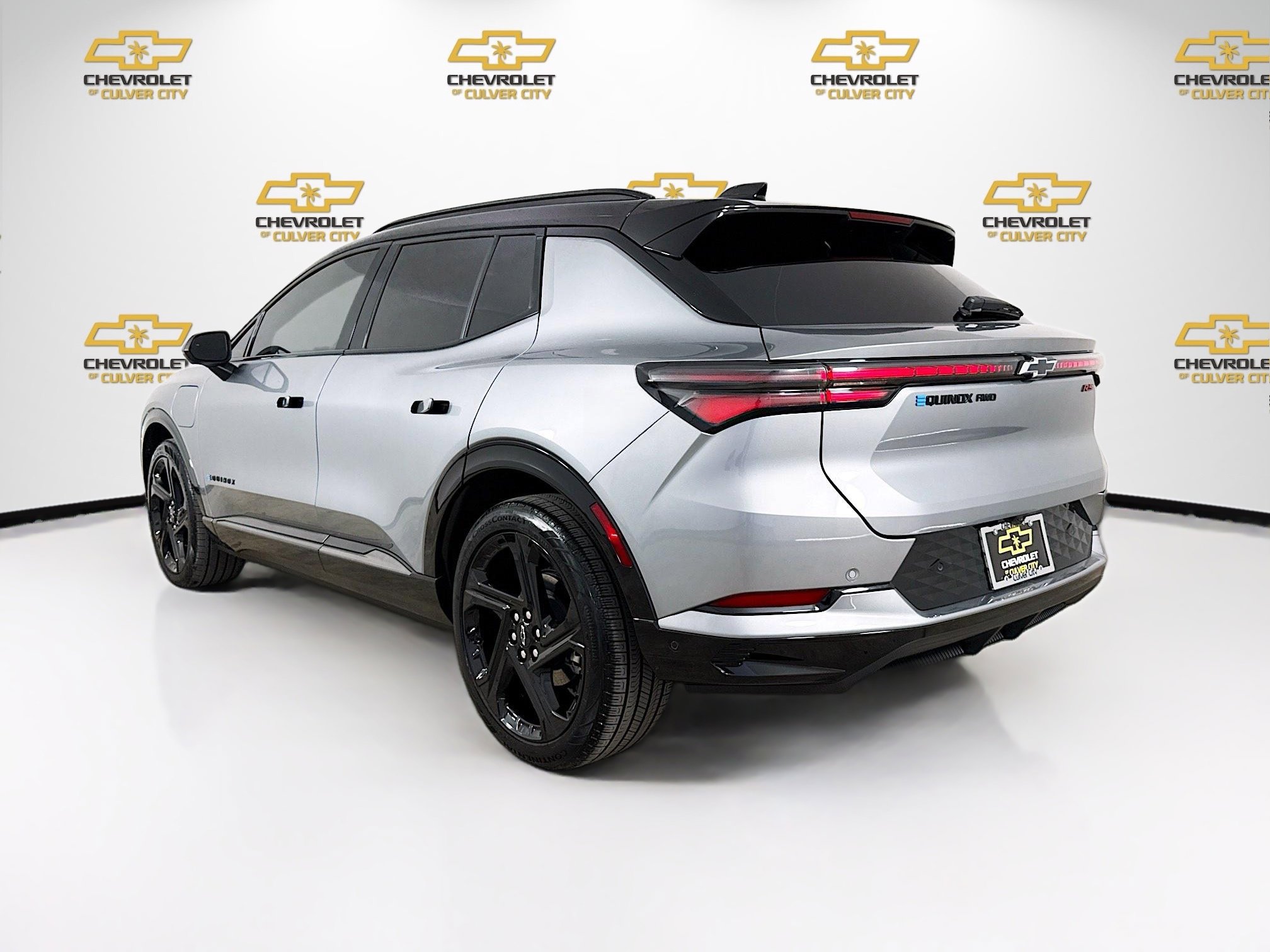 Used 2024 Chevrolet Equinox EV RS image 5