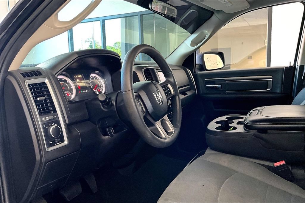 Used 2021 RAM 1500 Classic SLT RWD image 15