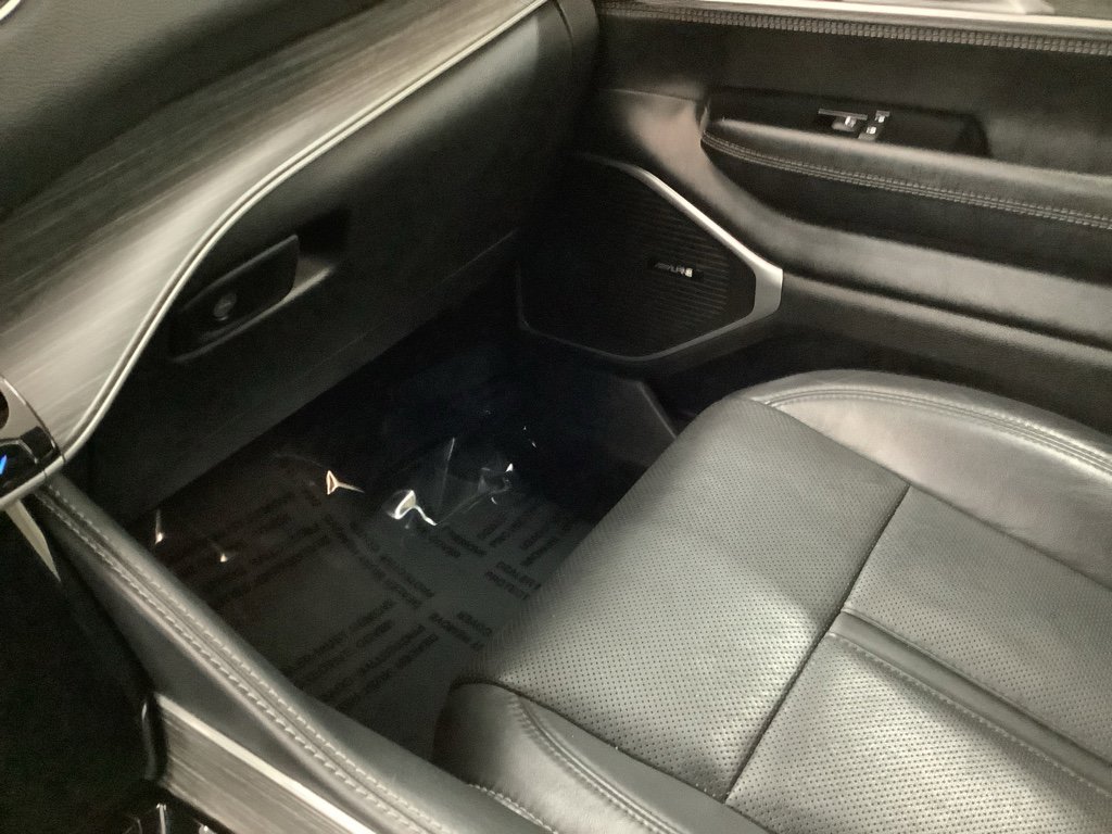 Used 2024 Jeep Wagoneer L Series II w/ Flexible Seating Group image 25