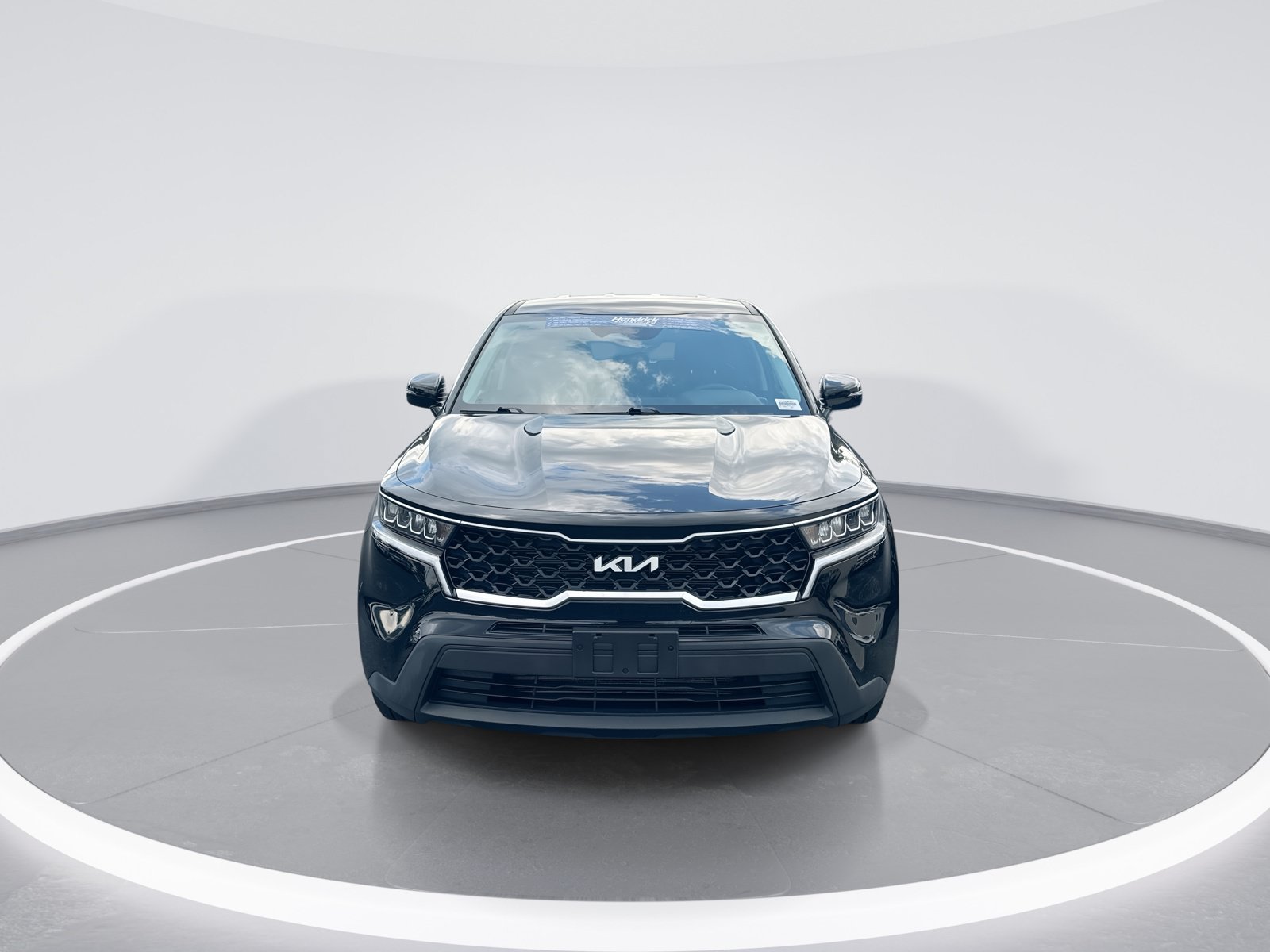 Used 2023 Kia Sorento LX FWD image 3