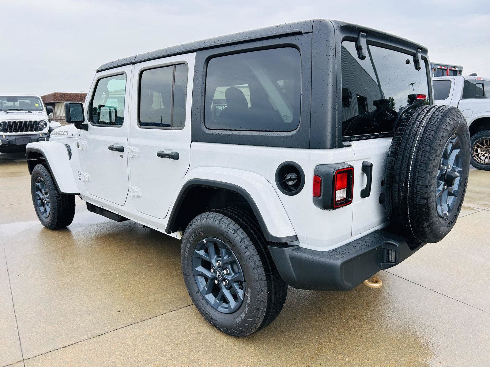 New 2026 Jeep Wrangler Unlimited Sport AWD/4WD image 34