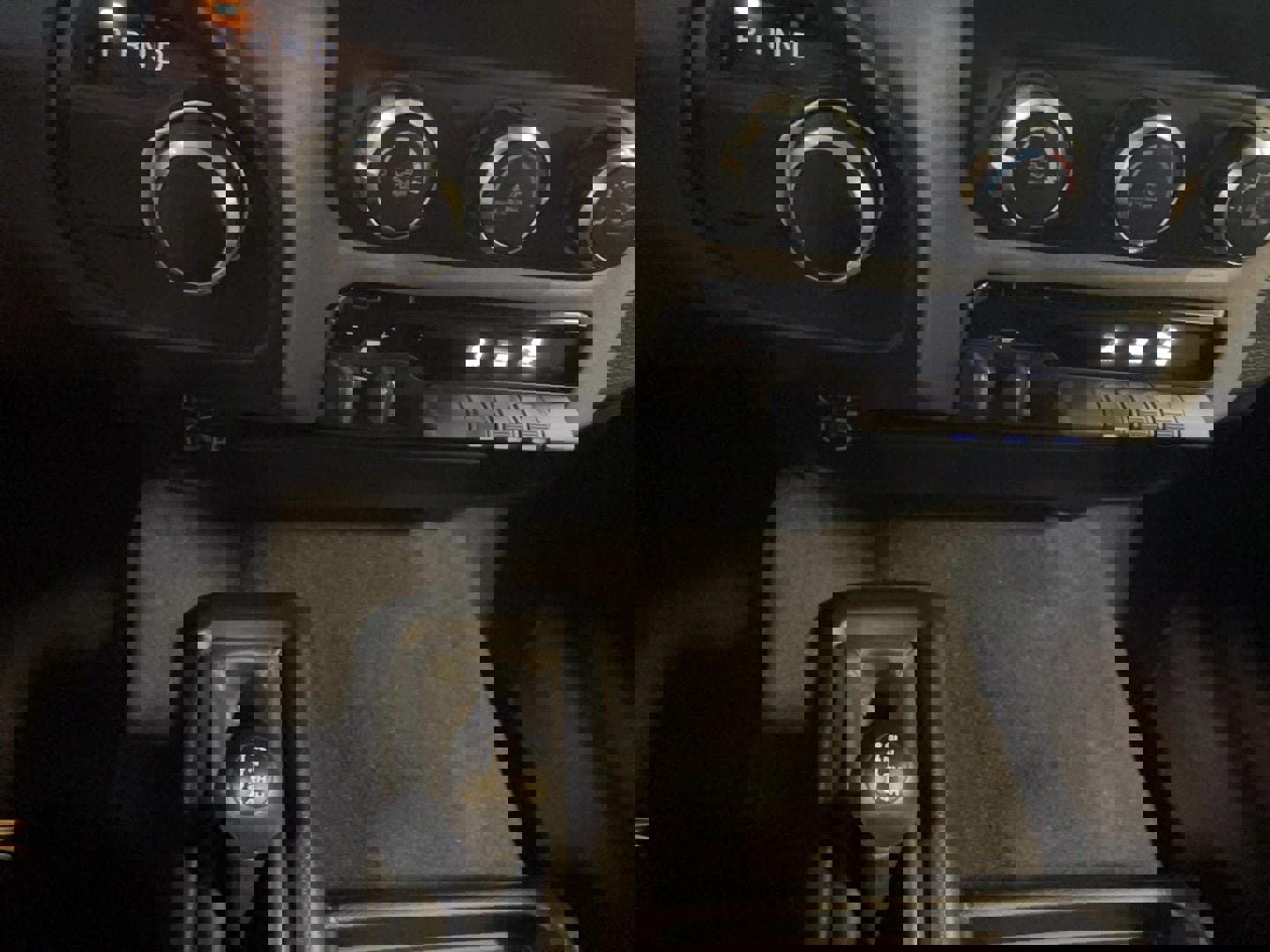 Used 2024 RAM 2500 Tradesman w/ Chrome Appearance Group image 22