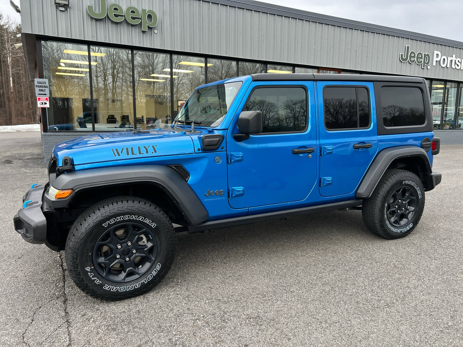 Certified 2023 Jeep Wrangler Unlimited w/ Cold Weather Group image 10