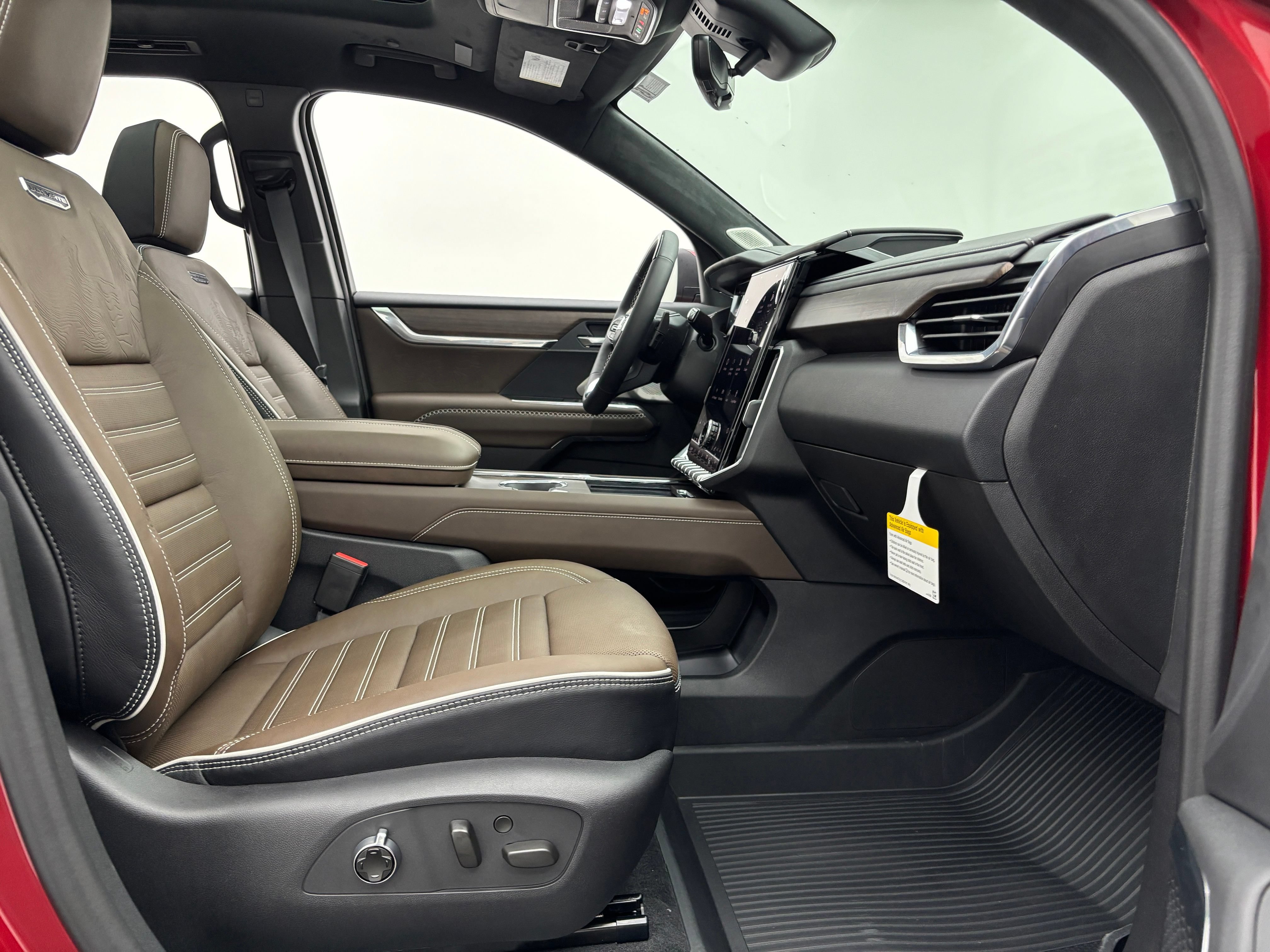 New 2027 GMC Acadia Denali Ultimate w/ LPO, Floor Liner Package AWD/4WD image 40