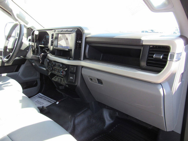 Used 2024 Ford F350 XL w/ Snow Plow Prep Package image 18