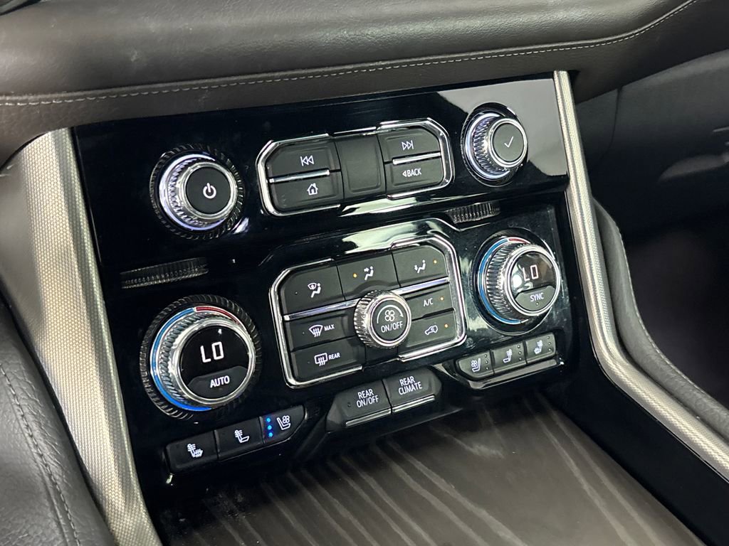 Used 2021 GMC Yukon Denali w/ Denali Premium Package image 20