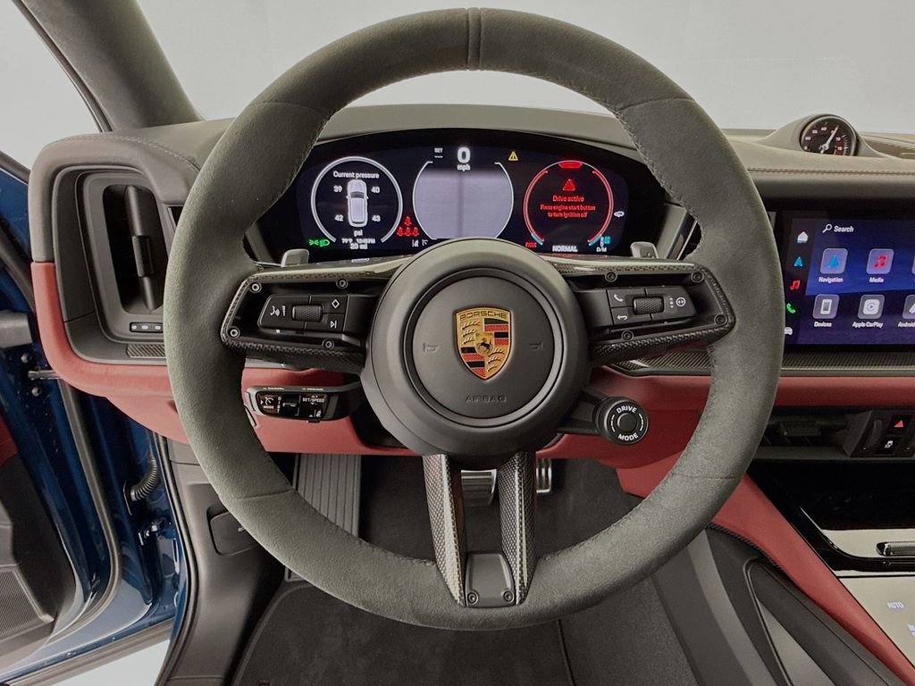 New 2026 Porsche Cayenne GTS image 17