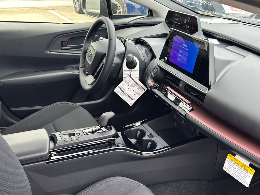 New 2026 Toyota Prius SE image 8
