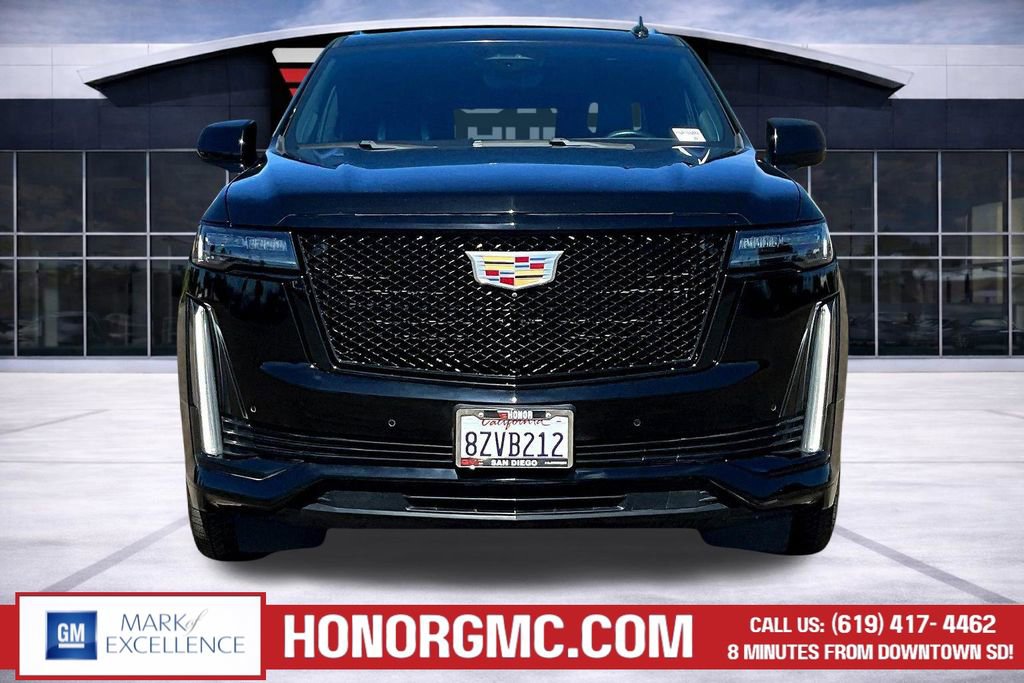 Used 2022 Cadillac Escalade ESV Sport w/ Touring Package image 2