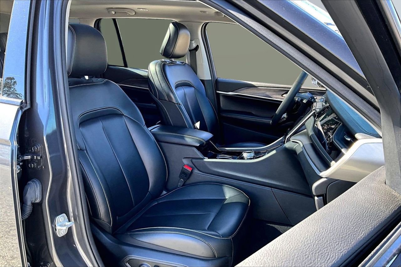 Certified 2023 Jeep Grand Cherokee 4WD 4xe image 24