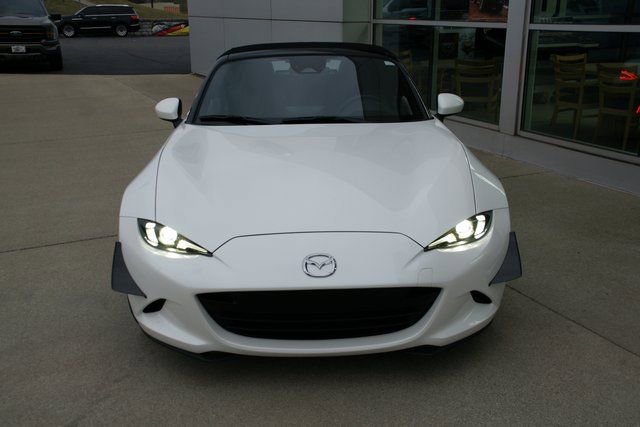 Used 2024 MAZDA MX-5 Miata Grand Touring w/ Weather Package image 6