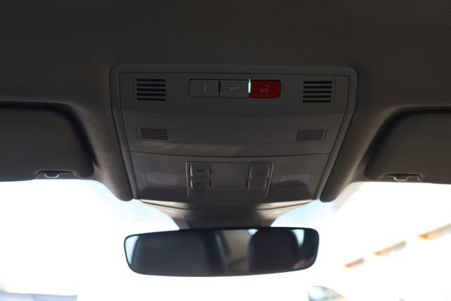 Used 2022 Volkswagen Jetta SE image 25