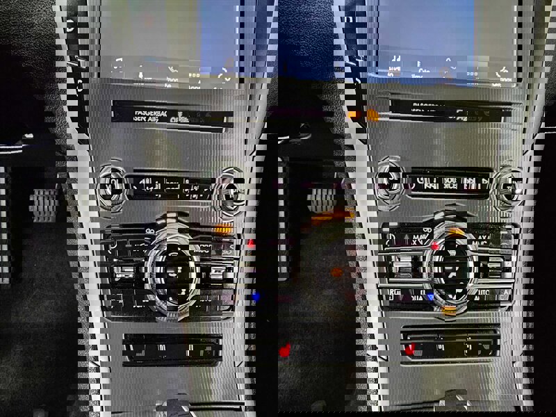 Used 2020 Lincoln MKZ image 17